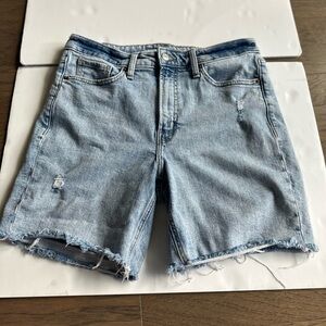 Old Navy High Rise O.G straight distressed Shorts Size 10